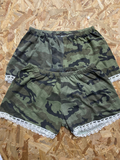 SHORT CAMUFLADO DE DAMA