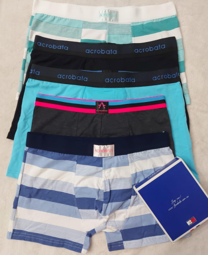 BOXER ACROBATA DE HOMBRE