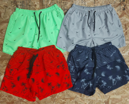 SHORT DE BAÑO HOMBRE ESTAMPADO