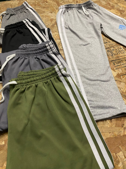 JOGGIN ADIDAS DE NIÑO
