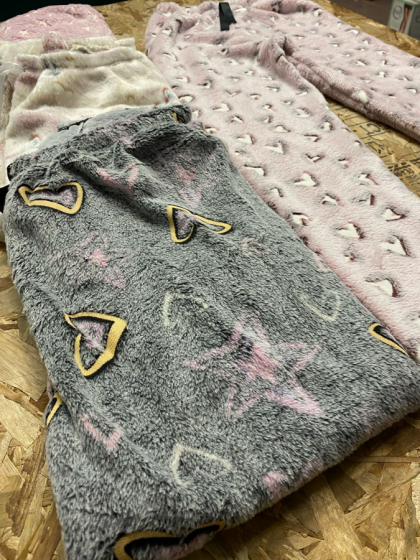 PANTALON LARGO PELUCHE DE DAMA